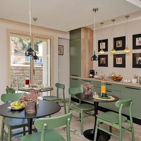 Bed & Breakfast Rotareddu 3*