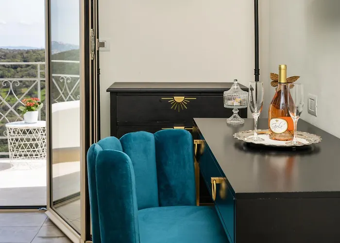 Couette-café Rotareddu 3*