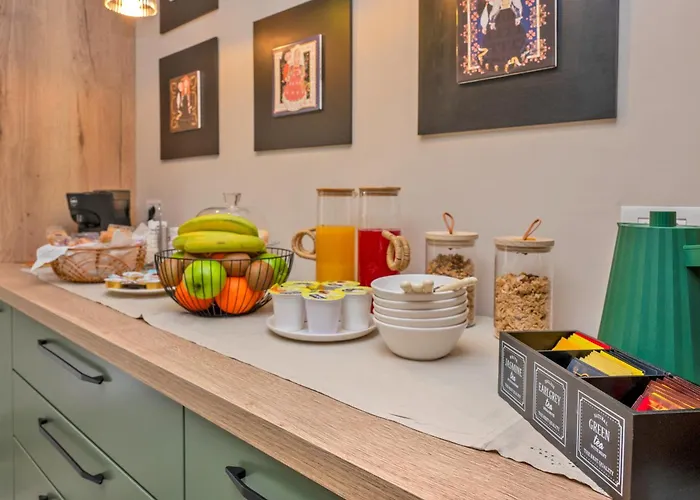 Couette-café Rotareddu 3*